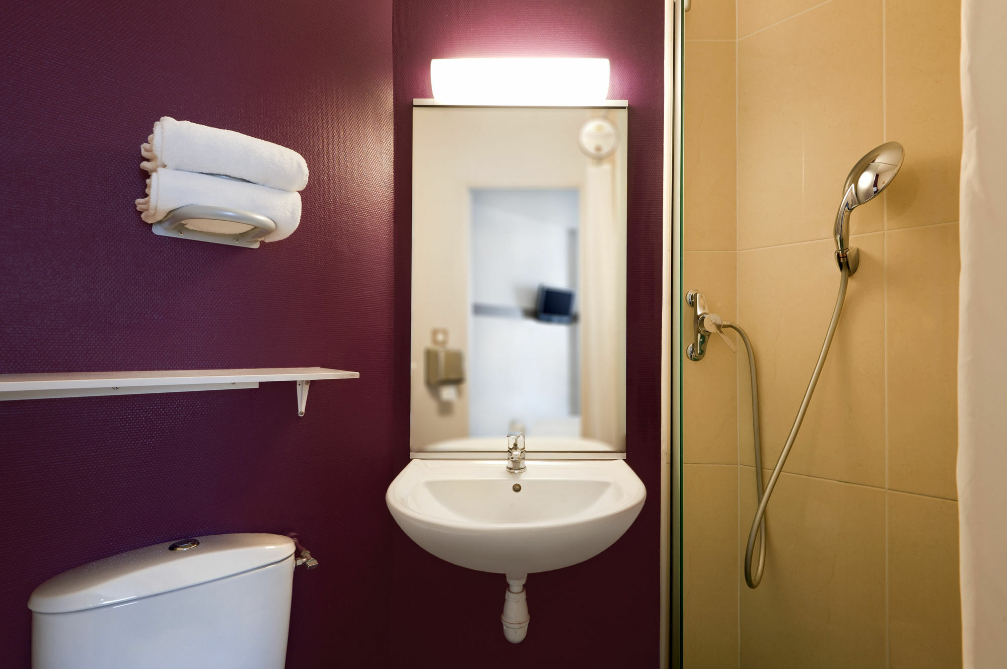 B&B Hotel Valence Sud Экстерьер фото